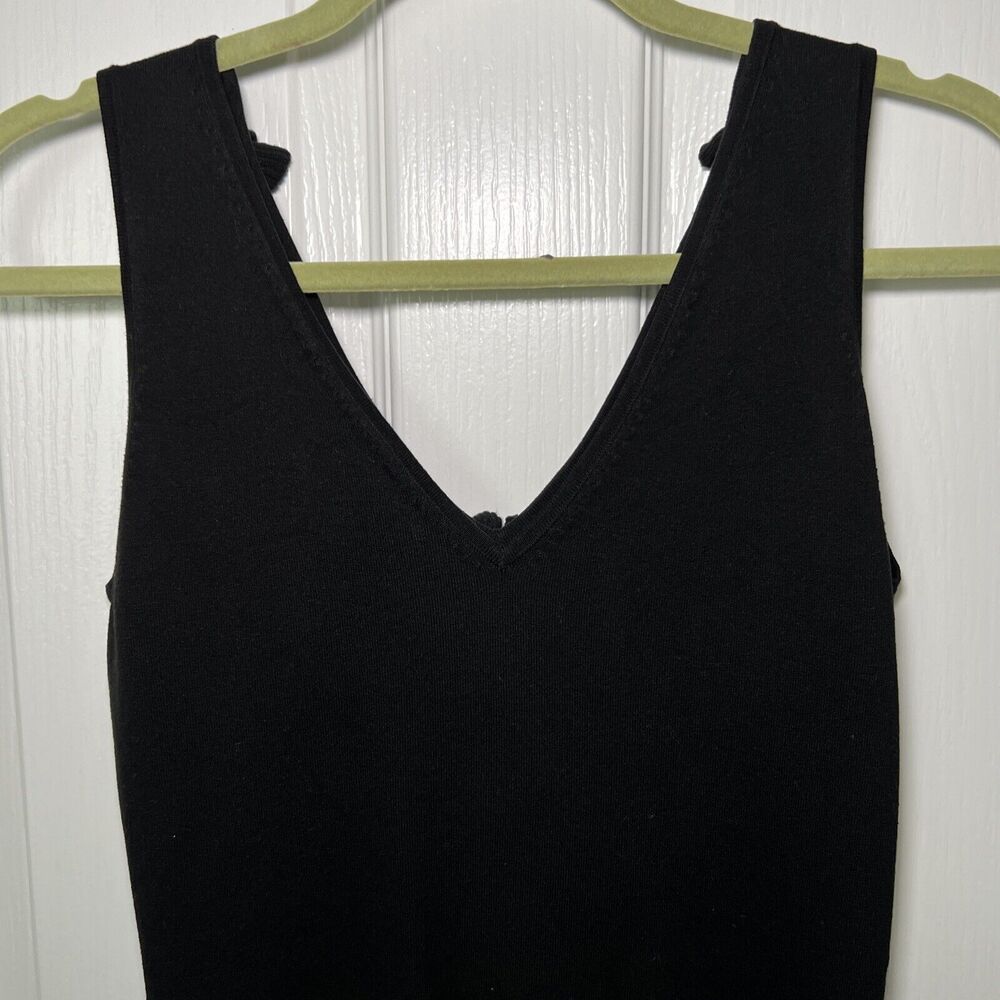 WHBM Silk Blend Sleeveless Double V Sweater Small Black Rosette Feminine - Picture 4 of 8